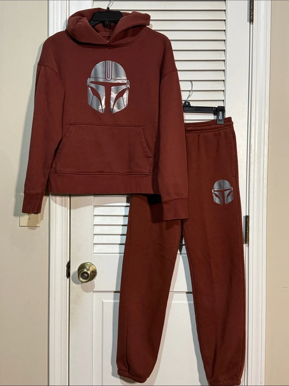 GAP x Star Wars Brown Graphic Sweatshirt - Metallic Silver Logo Limited Edition-